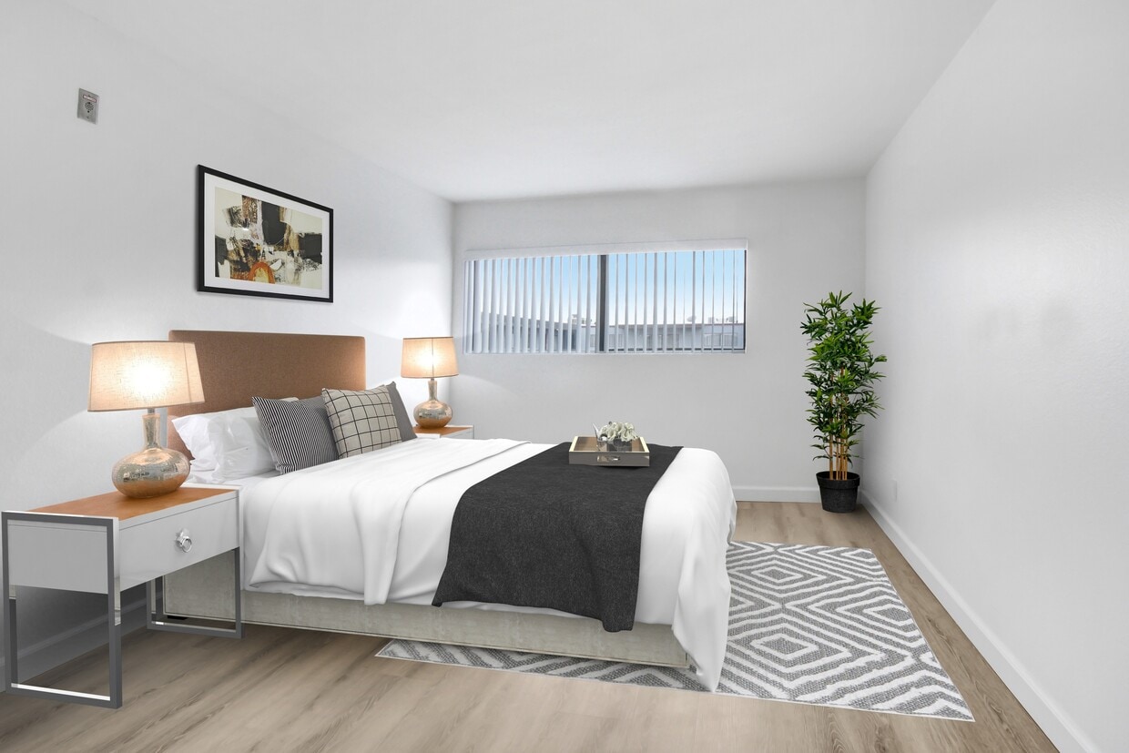 Valleywood Apartments, csun, 17806 Lassen St, Northridge, CA 91325, Photo:0