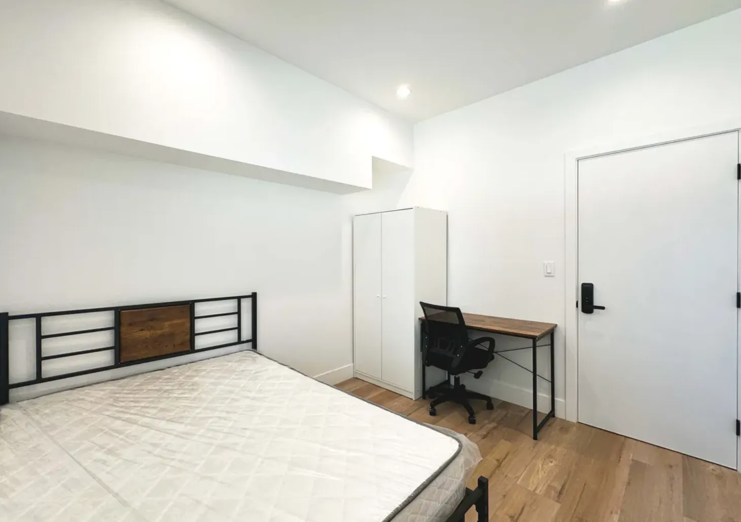 2909 Kenwood Ave., undefined, 2909 Kenwood Ave, Los Angeles, CA 90007, USA, Photo:3