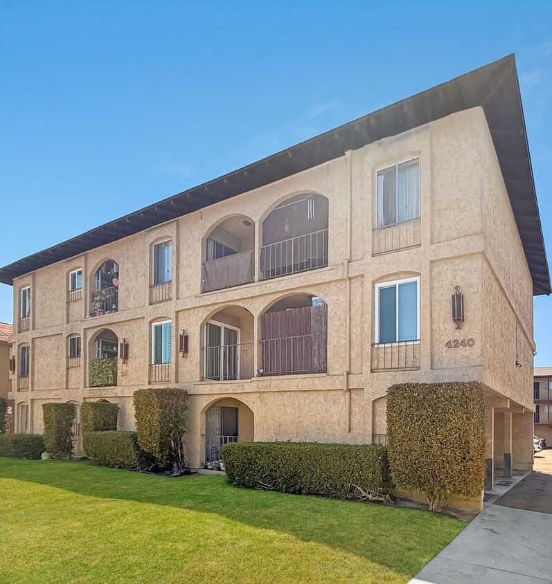 4240 Menlo Ave, undefined, 4240 Menlo Ave, San Diego, CA 92115, Photo:0