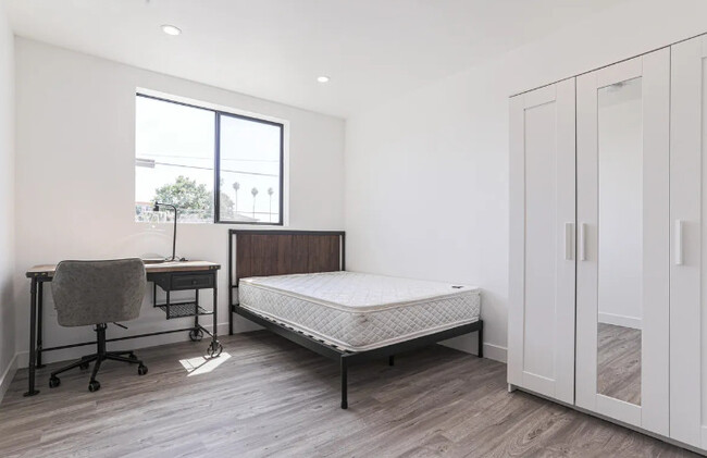 3679 Halldale Ave, undefined, 3679 Halldale Ave, Los Angeles, CA 90018, USA, Photo:4