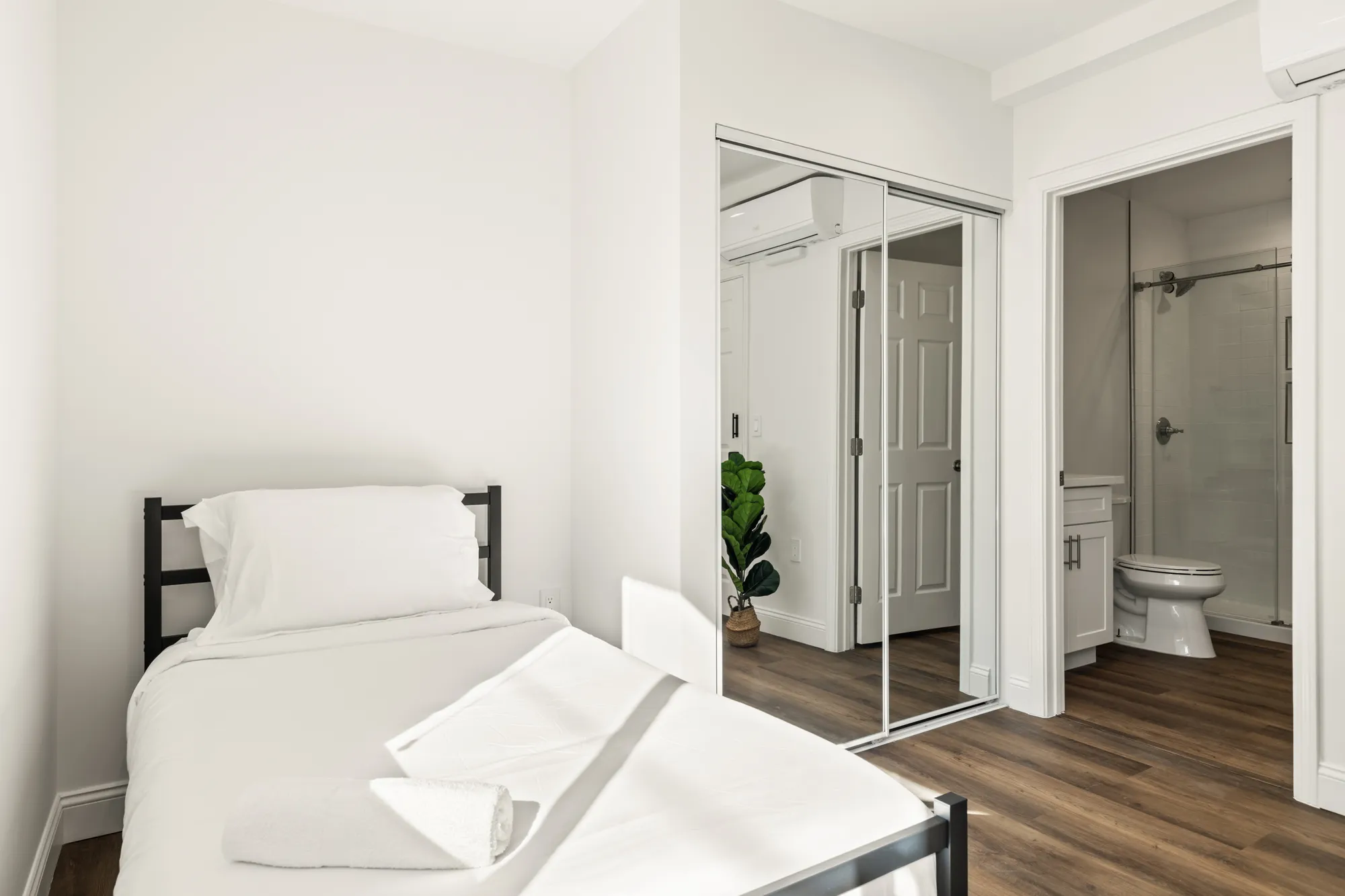 1707-1713 Kelton, undefined, 1707 Kelton Ave, Los Angeles, CA 90024, USA, Photo:34