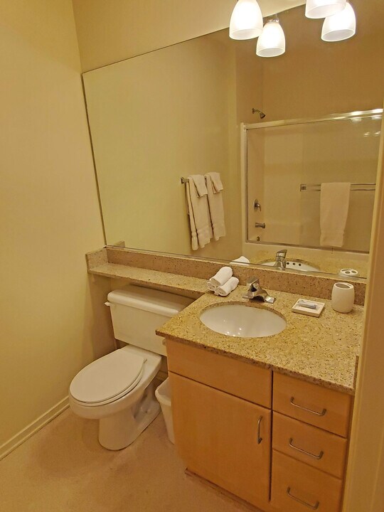 Breeze Suites Moderne, smc, 609 Broadway, Santa Monica, CA 90401, Photo:2