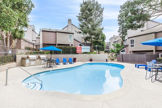 Canyon Crest Views Apartments, undefined, 5253 El Cerrito Dr, Riverside, CA 92507, Photo:2
