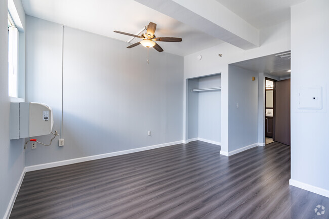 Commodore Regency Apartments, usc, 685 Lucas Ave, Los Angeles, CA 90017, USA, Photo:6