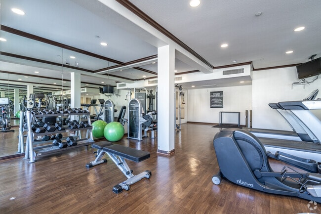 Raincross Promenade, undefined, 3250 Market St, Riverside, CA 92501, Photo:4