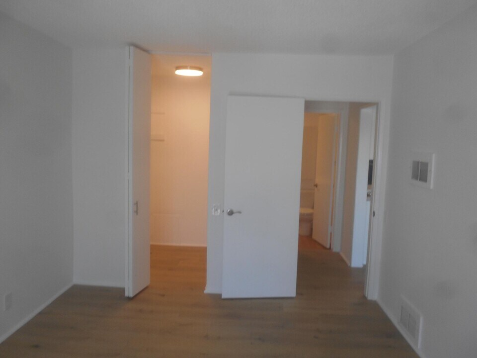 325 Bay St., smc, 325 Bay St, Santa Monica, CA 90405, Photo:2