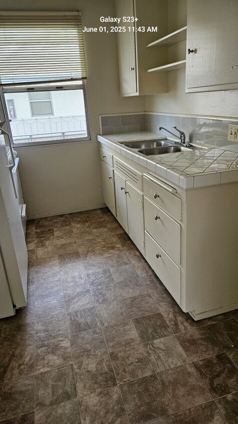 Grand View Apartments, undefined, 3970 Grand View Blvd, Los Angeles, CA 90066, Photo:0