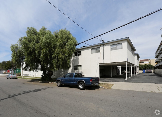 Grand View Apartments, undefined, 3970 Grand View Blvd, Los Angeles, CA 90066, Photo:4