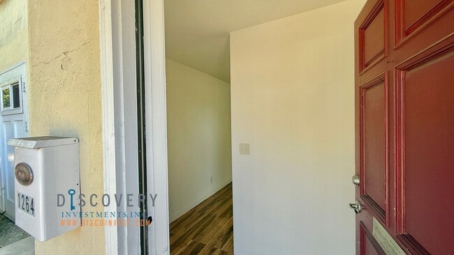 1264-1268 Alcatraz Ave, undefined, 1264-1268 Alcatraz Ave Unit 1264, Berkeley, CA 94702, Photo:1