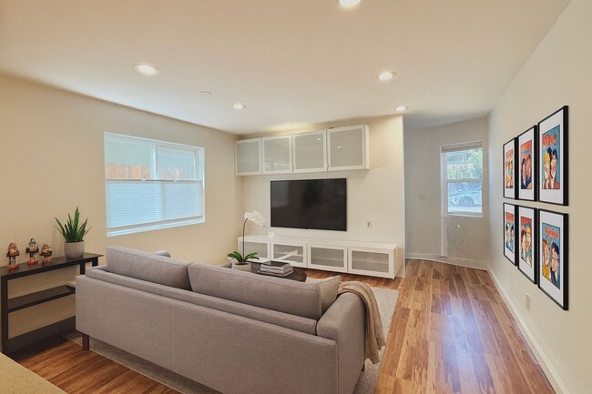 1264-1268 Alcatraz Ave, undefined, 1264-1268 Alcatraz Ave Unit 1264, Berkeley, CA 94702, Photo:3