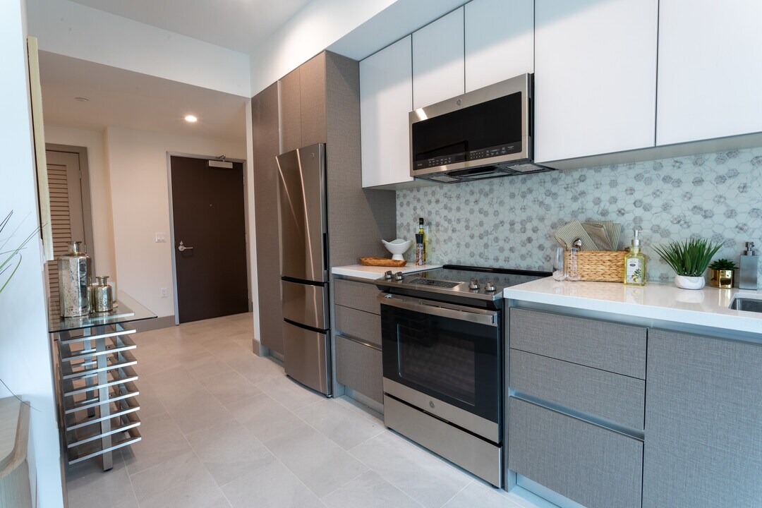KINGSLEY PARK APARTMENTS, usc, 750 S Kingsley Dr, Los Angeles, CA 90005, USA, Photo:5