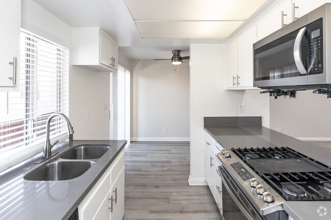 250 E Acacia St., csuf, 250 E Acacia St., Brea, CA 92821, Photo:1