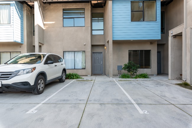 1130 65th St, undefined, 1130 65th St, Oakland, CA 94608, United States, Photo:2