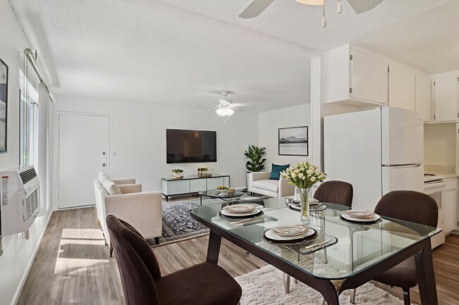 Stadium Arms Apartments, undefined, 4525 Twain Ave, San Diego, CA 92120, Photo:1