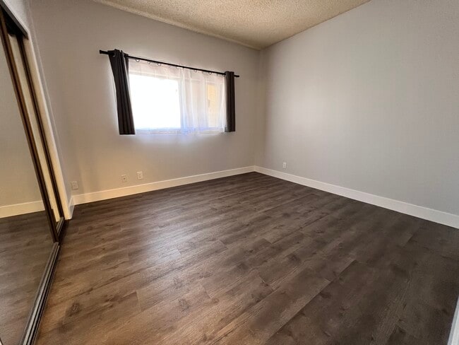 Goshen Apartments Brentwood, undefined, 11800 Goshen Ave, Los Angeles, CA 90049, United States, Photo:3