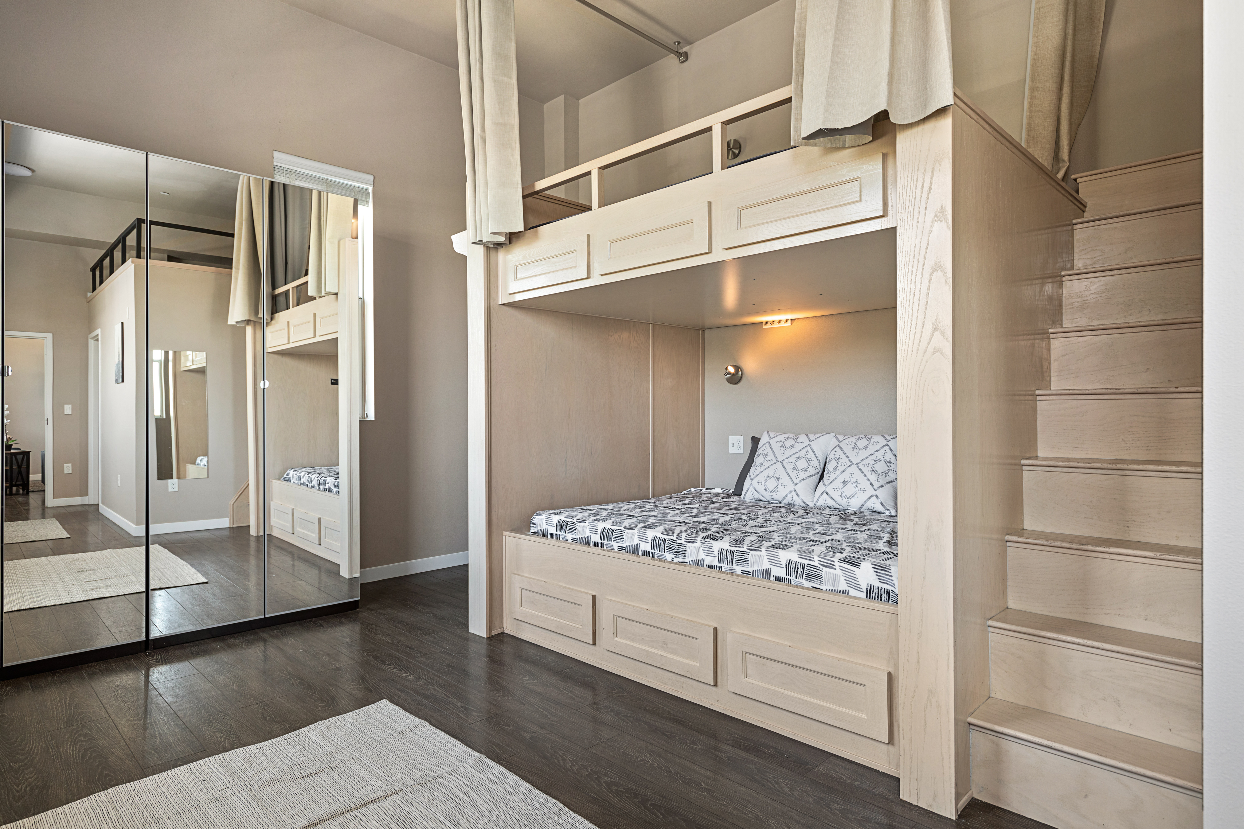 The Row House, usc, 630 W 28th St, Los Angeles, CA 90007, USA, Photo:2