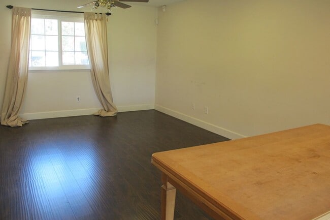 490 Glenhill Dr, undefined, 490 Glenhill Dr, Riverside, CA 92507, Photo:2