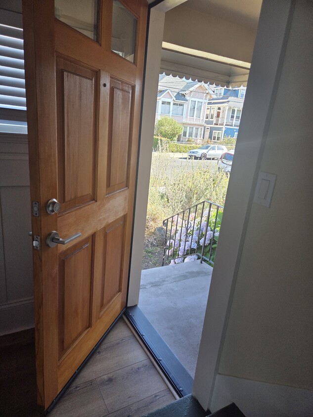 1049 59th St, undefined, 1049 59th St, Oakland, CA 94608, Photo:0