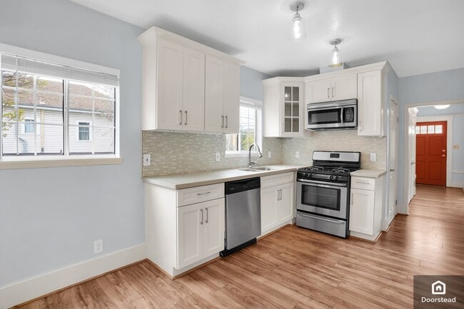 1035 63rd St, undefined, 1035 63rd St, Oakland, CA 94608, Paradise Park, Photo:2