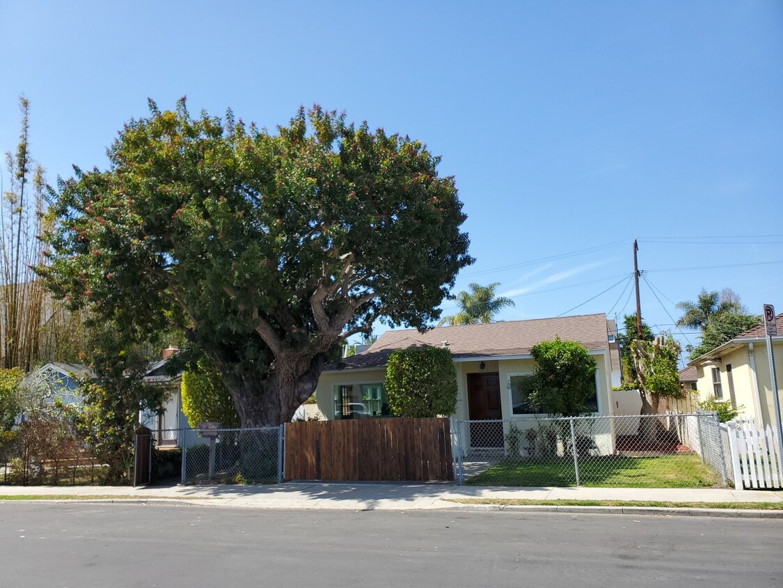 2409 Frey Ave, undefined, 2409 Frey Ave, Venice, CA 90291, Photo:0