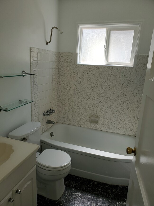 2409 Frey Ave, undefined, 2409 Frey Ave, Venice, CA 90291, Photo:4