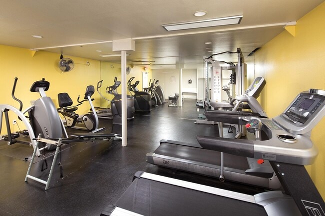 Prado Apartments, undefined, 6304 Rancho Mission Rd, San Diego, CA 92108, Photo:3