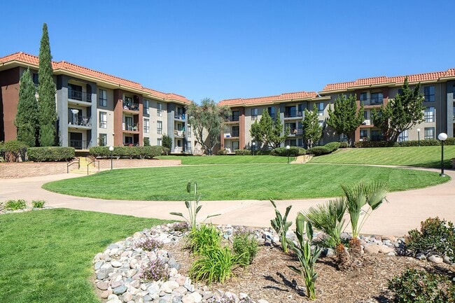 Prado Apartments, undefined, 6304 Rancho Mission Rd, San Diego, CA 92108, Photo:4