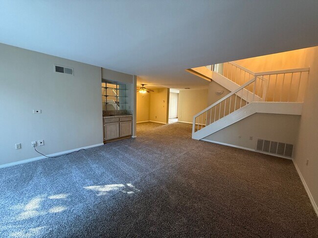 18185 Andrea Cir N, csun, 18185 Andrea Cir N, Los Angeles, CA 91325, Photo:2