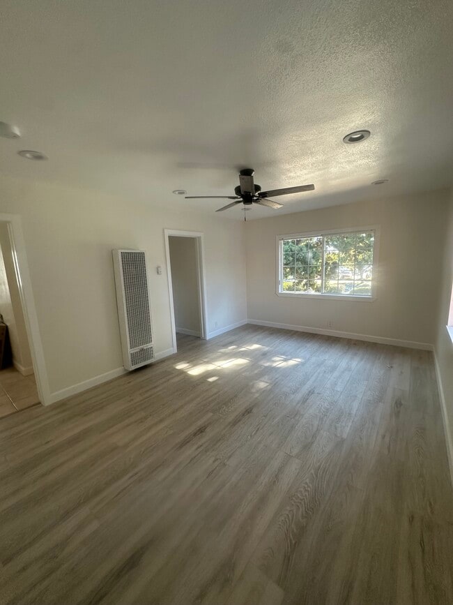 13011 Venice Blvd, undefined, 13011 Venice Blvd, Los Angeles, CA 90066, Photo:2