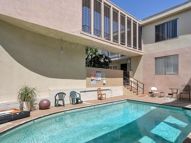 1560 S Saltair Ave., undefined, 1560 S Saltair Ave, Los Angeles, CA 90025, United States, Photo:3