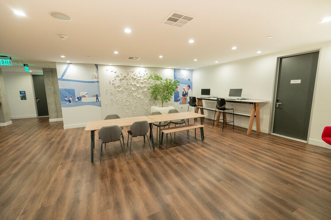 TENTEN Downtown, usc, 1027 Wilshire Blvd, Los Angeles, CA 90017, USA, Photo:11