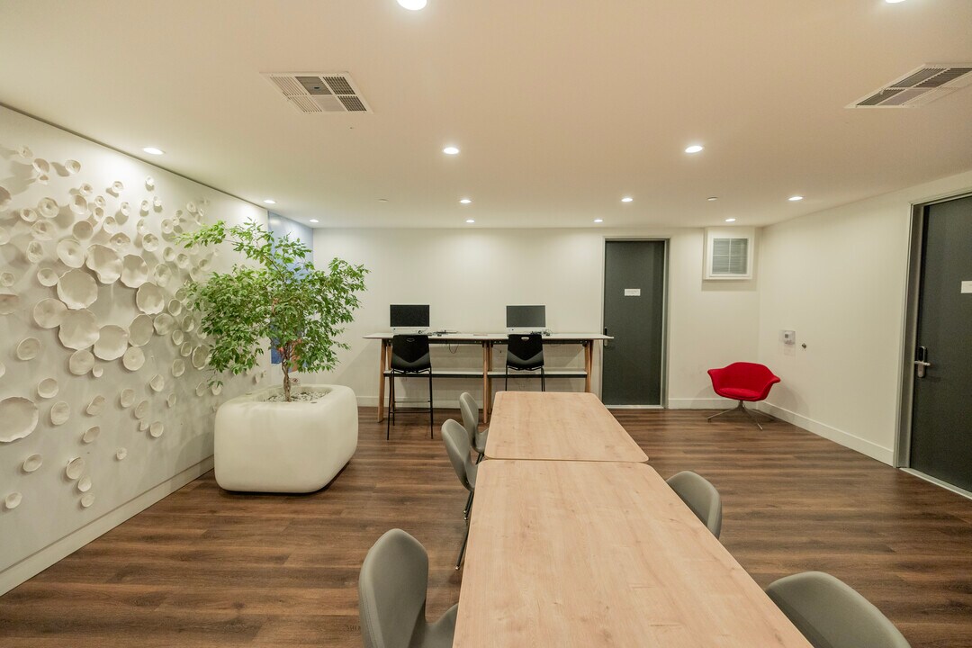 TENTEN Downtown, usc, 1027 Wilshire Blvd, Los Angeles, CA 90017, USA, Photo:13