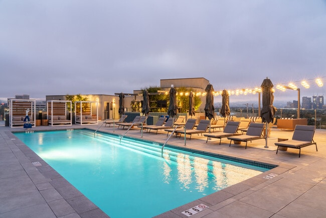 Santa Monica Apartments in California, smc, Santa Monica, CA, Photo:2