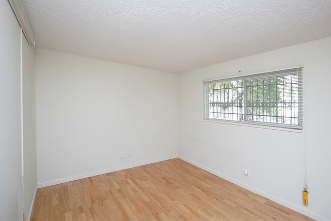 Parker House, undefined, 2511 Parker St, Berkeley, CA 94704, Photo:4