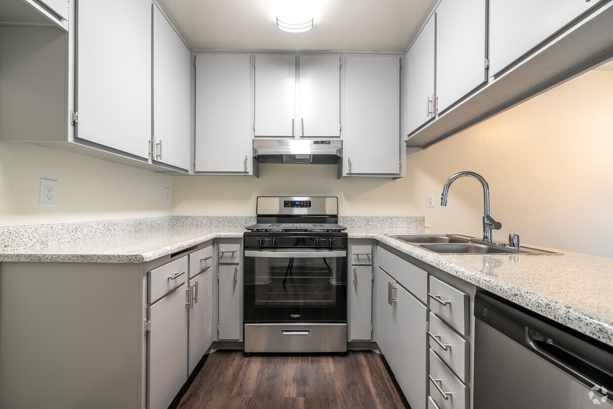 Concord Village, undefined, 1251 Massachusetts Ave, Riverside, CA 92507, Photo:0