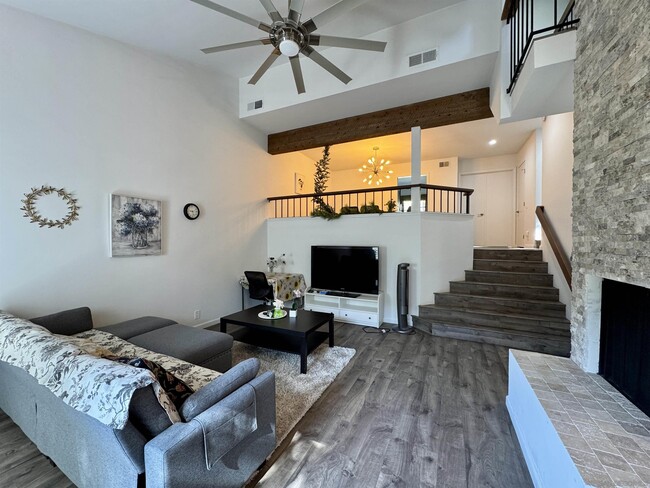 3230 Caminito Eastbluff, undefined, 3230 Caminito Eastbluff, San Diego, CA 92037, Photo:1