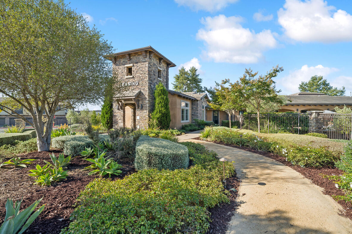 Hollister Village, ucsb, 100 Baldwin Dr, Goleta, CA 93117, USA, Photo:0