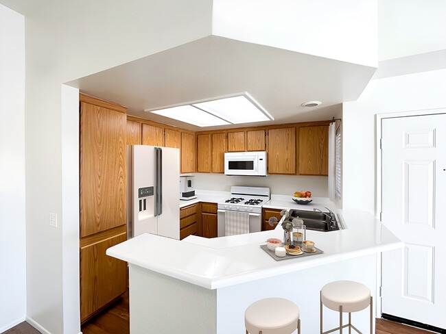 Spruce Village, undefined, 1046 Spruce St, Riverside, CA 92507, Photo:3