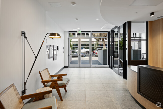 The Roya, usc, 760 Serrano Ave, Los Angeles, CA 90005, USA, Photo:8