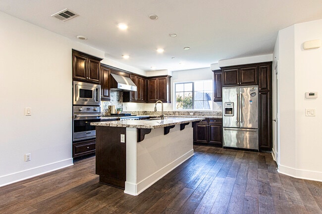 2400 Torrey Pines Rd, undefined, 2400 Torrey Pines Rd, La Jolla, CA 92037, Photo:4