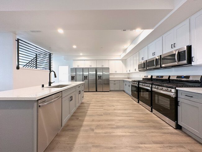 1587 W 35th St, usc, 1587 W 35th St, Los Angeles, CA 90018, USA, Photo:5