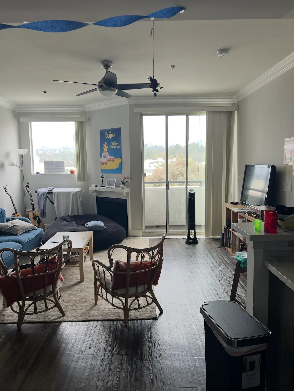 Furnished Apt on Midvale – $1100 – Summer Sublet, ucla, 540 Midvale Ave, Los Angeles, CA 90024, USA, Photo:2