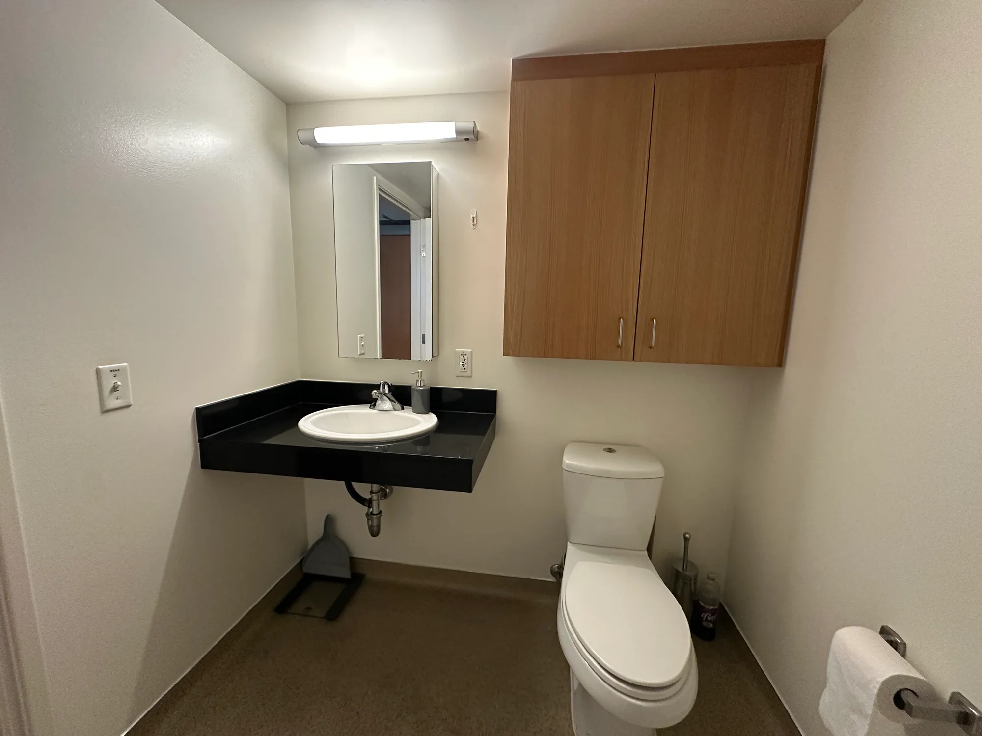 Weyburn Terrace Studio Apartment, ucla, 920 Weyburn Pl, Los Angeles, CA 90024, USA, Photo:2