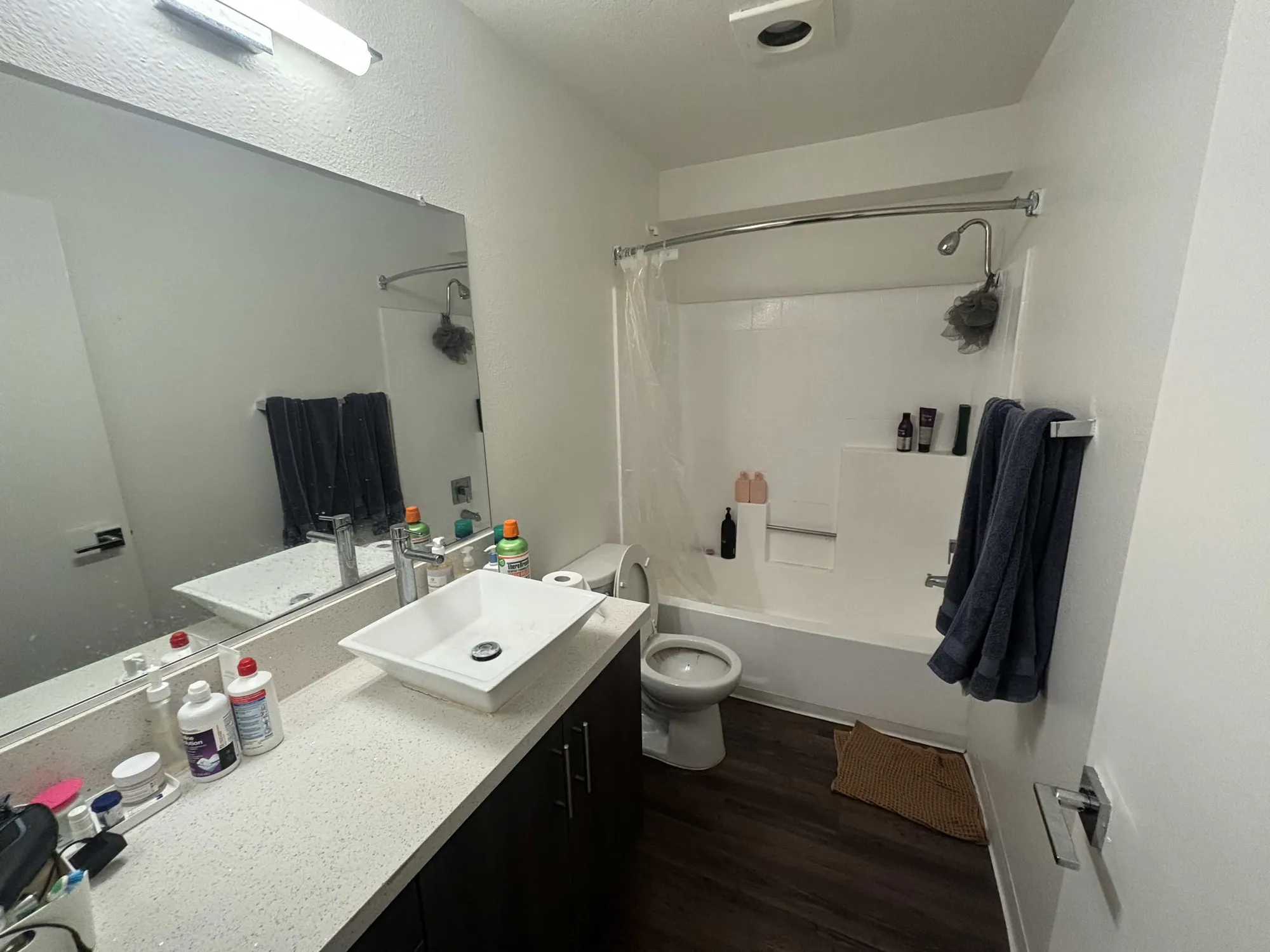 Atrium Apartment Summer Sublease, ucla, 10965 Strathmore Dr, Los Angeles, CA 90024, USA, Photo:2