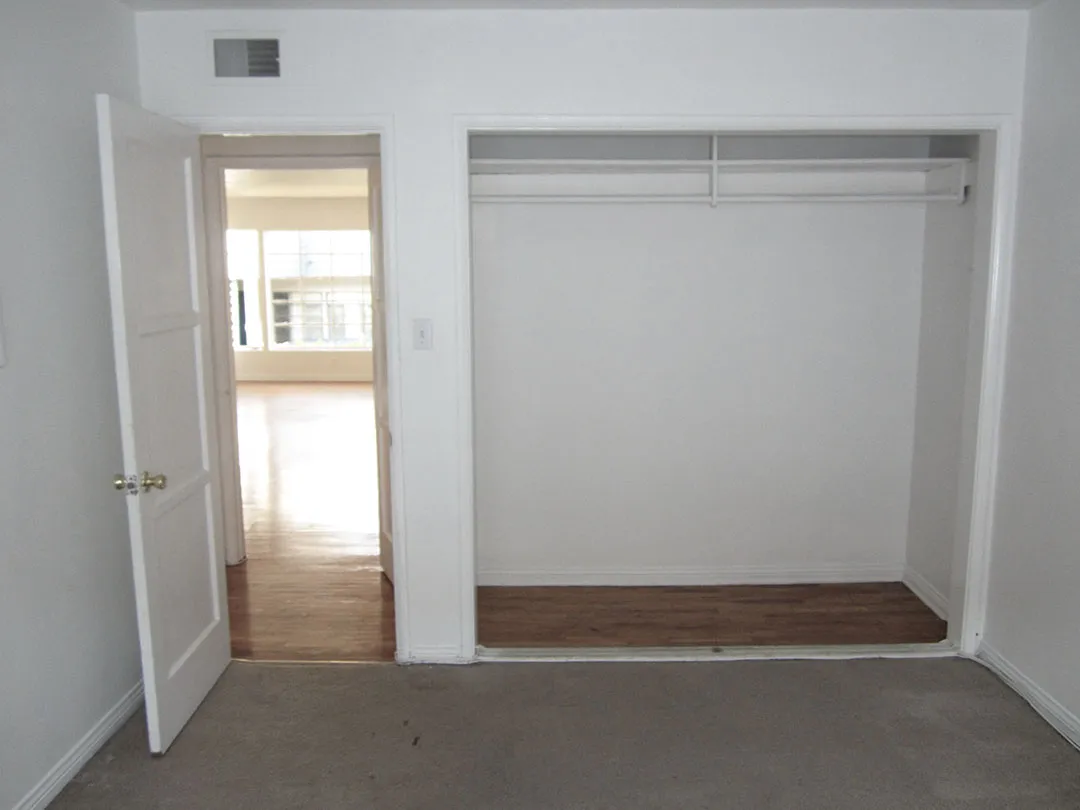 3 bedroom, two bath apartment, ucla, 10971 Roebling Ave, Los Angeles, CA 90024, USA, Photo:7