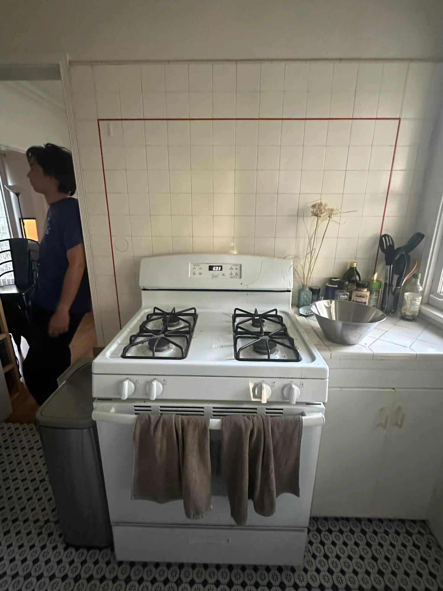 Single at 471 Landfair, ucla, 471 Landfair Ave, Los Angeles, CA 90024, USA, Photo:4