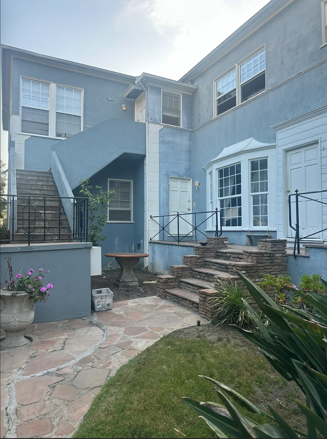 Single at 471 Landfair, ucla, 471 Landfair Ave, Los Angeles, CA 90024, USA