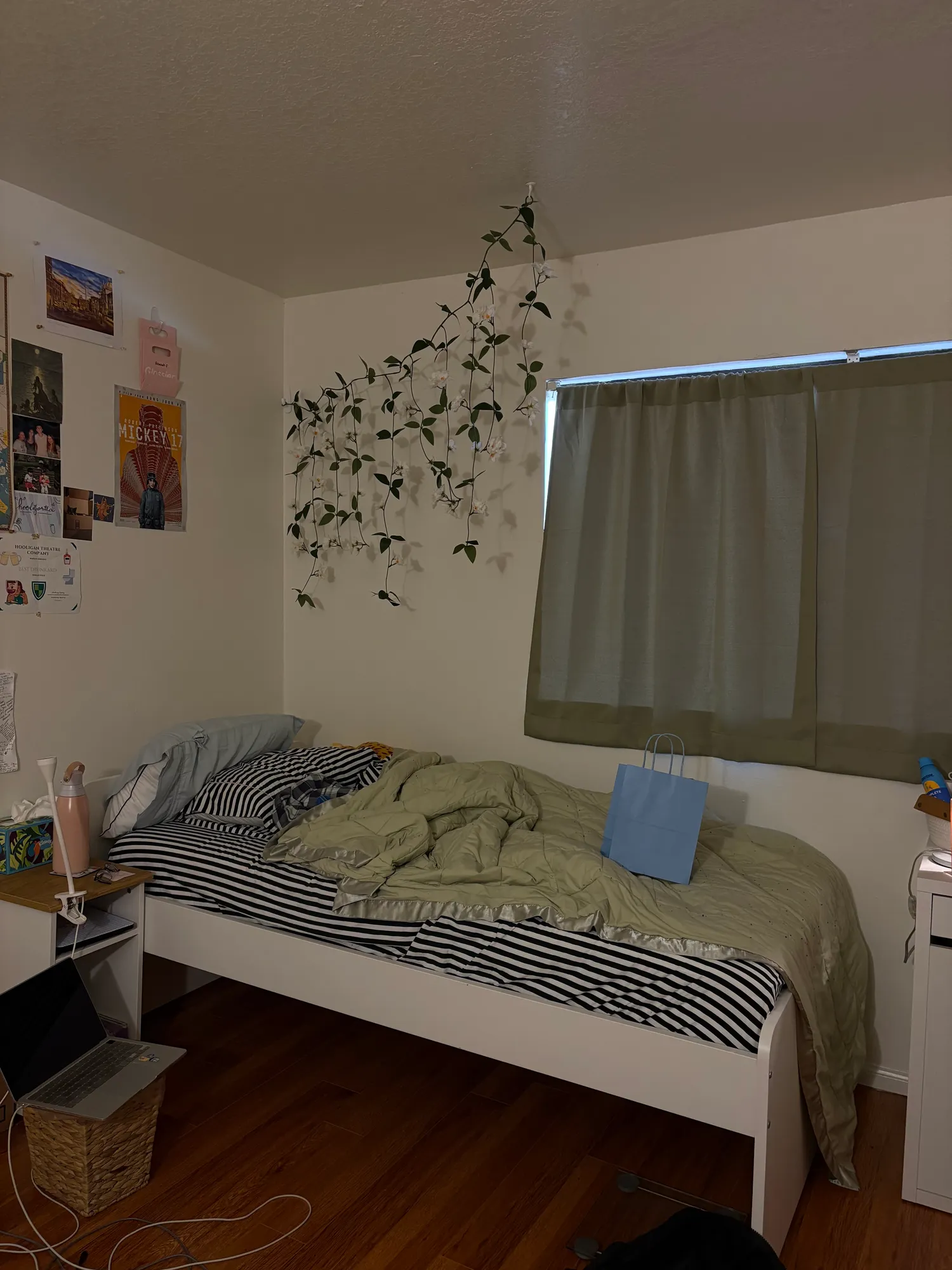FALL 2026 SINGLE IN WESTWOOD, ucla, 516 Glenrock Ave, Los Angeles, CA 90024, USA