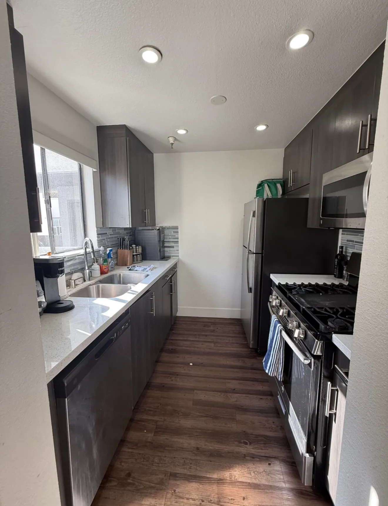 Atrium apartments — subletting a room&bathroom, ucla, 10965 Strathmore Dr, Los Angeles, CA 90024, USA, Photo:3