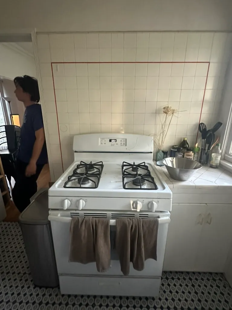 Furnished Single and Double at 471 Landfair, ucla, 471 Landfair Ave, Los Angeles, CA 90024, USA, Photo:2